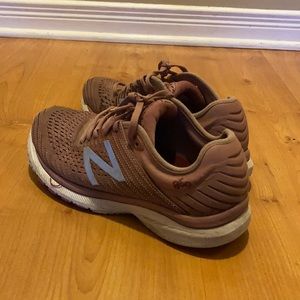 New Balance 860 v.10 running shoes